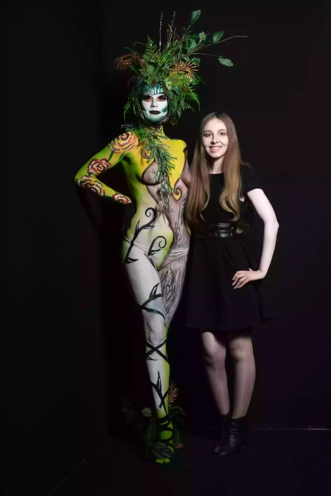 Maquillage bodypainting artistique shooting modèle avec Maëlle Make up artiste Poitiers